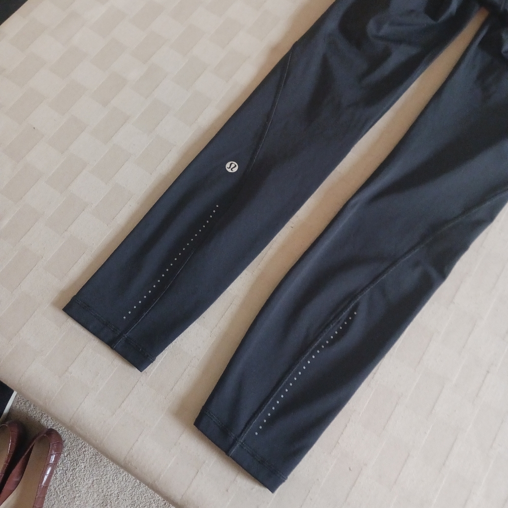 Lululemon Break Free Tight 25" - Picture 9 of 16